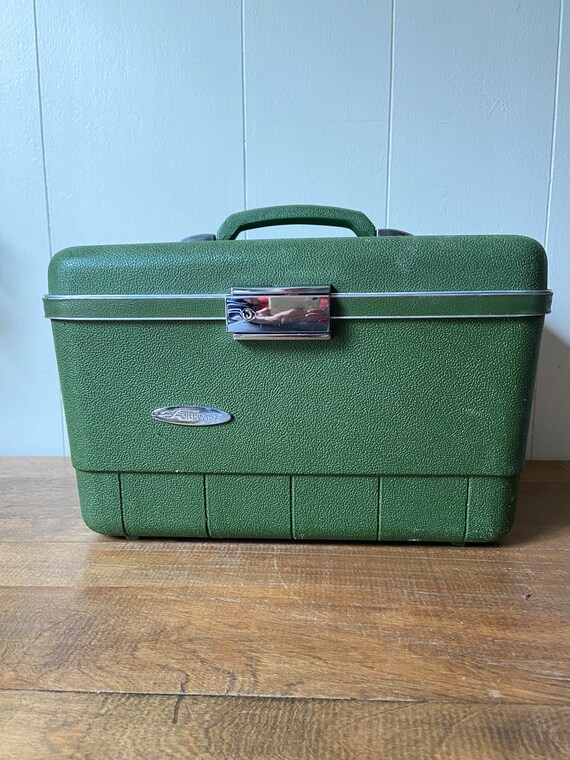 sears vintage train case Gem