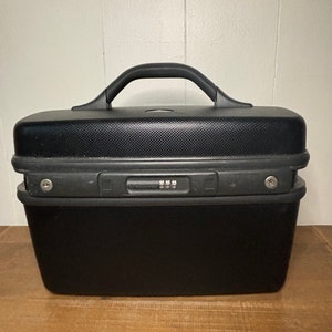 BLACK /Samsonite Train Case/Textured Hard Train Case/Mirror/Vintage Travel Case/ AS IS**