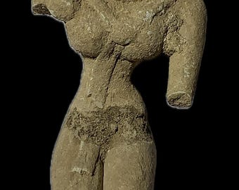 Ancient Mehrgarh Mother Goddess Figurine – Neolithic Terracotta Fertility Idol from Balochistan, Pakistan (7000–2500 BCE Style)