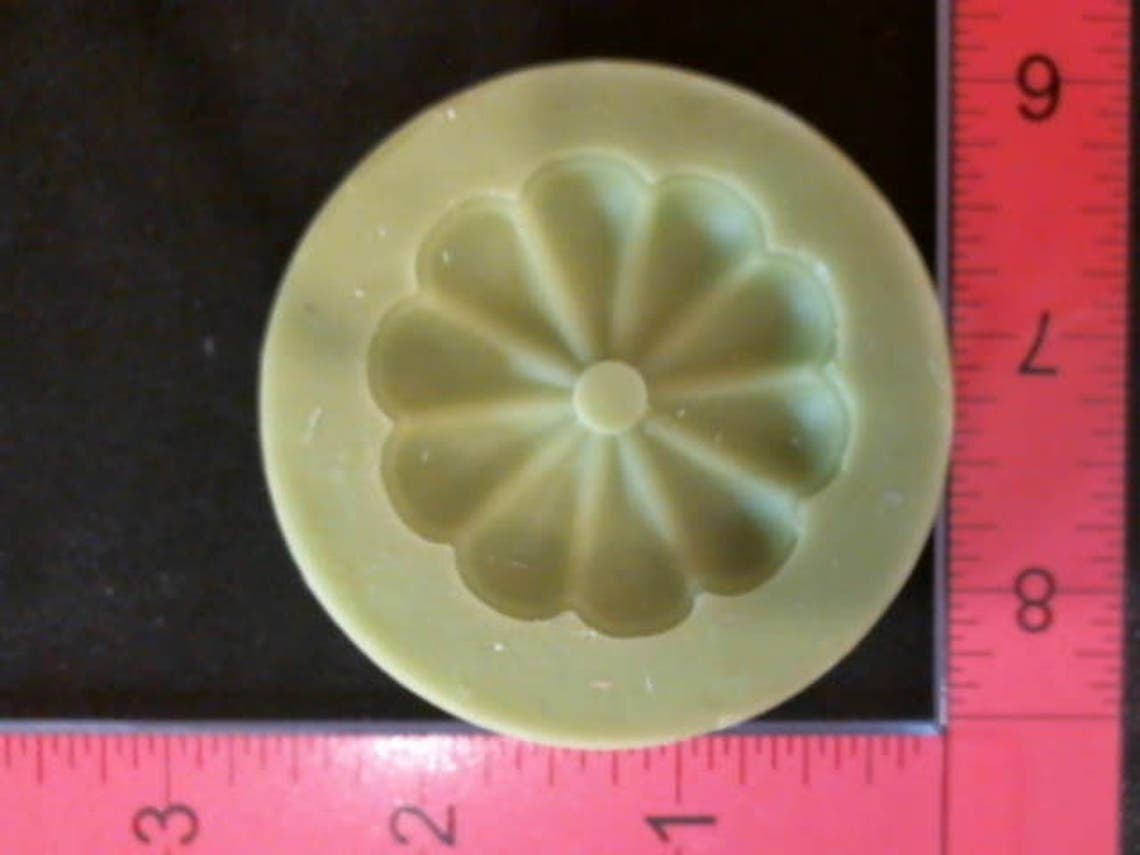 Silicone Mold Flower Daisy Used With Wax, Candle, Gypsum, Resin, Hot
