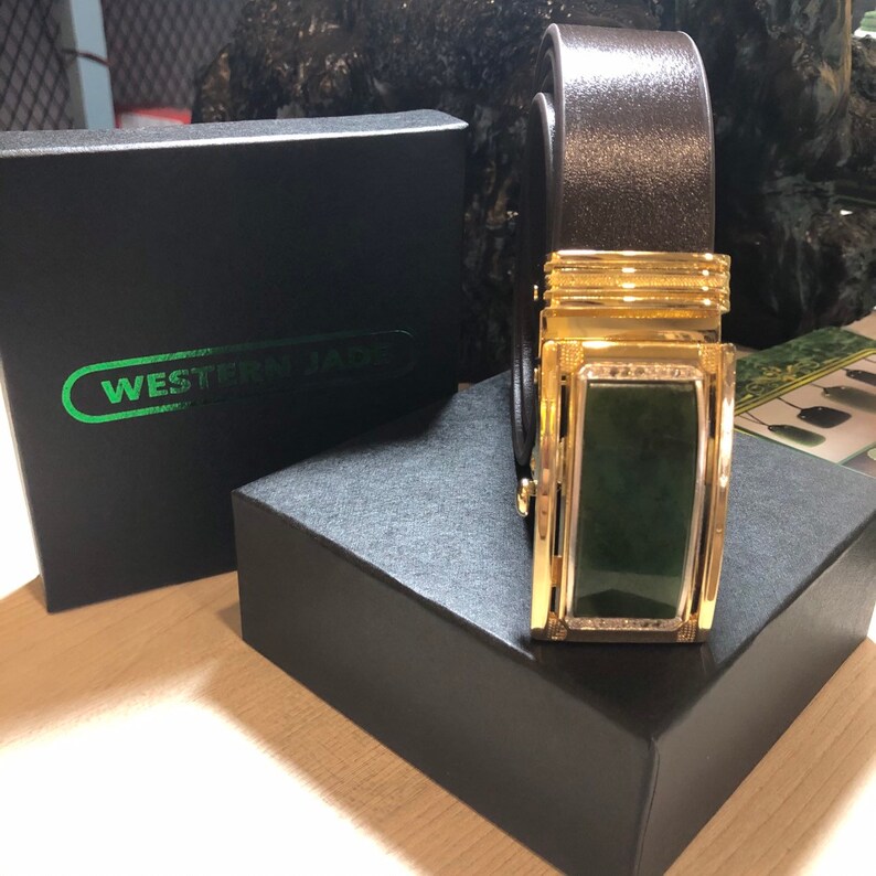 Jade belt with 100/% natural leather