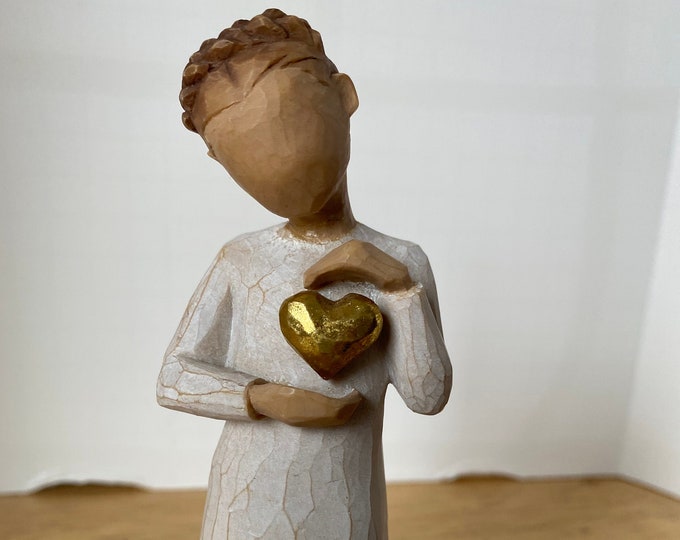 Vintage Willow Tree "Keepsake" figurine