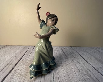 Lladro "Lolita" #5192