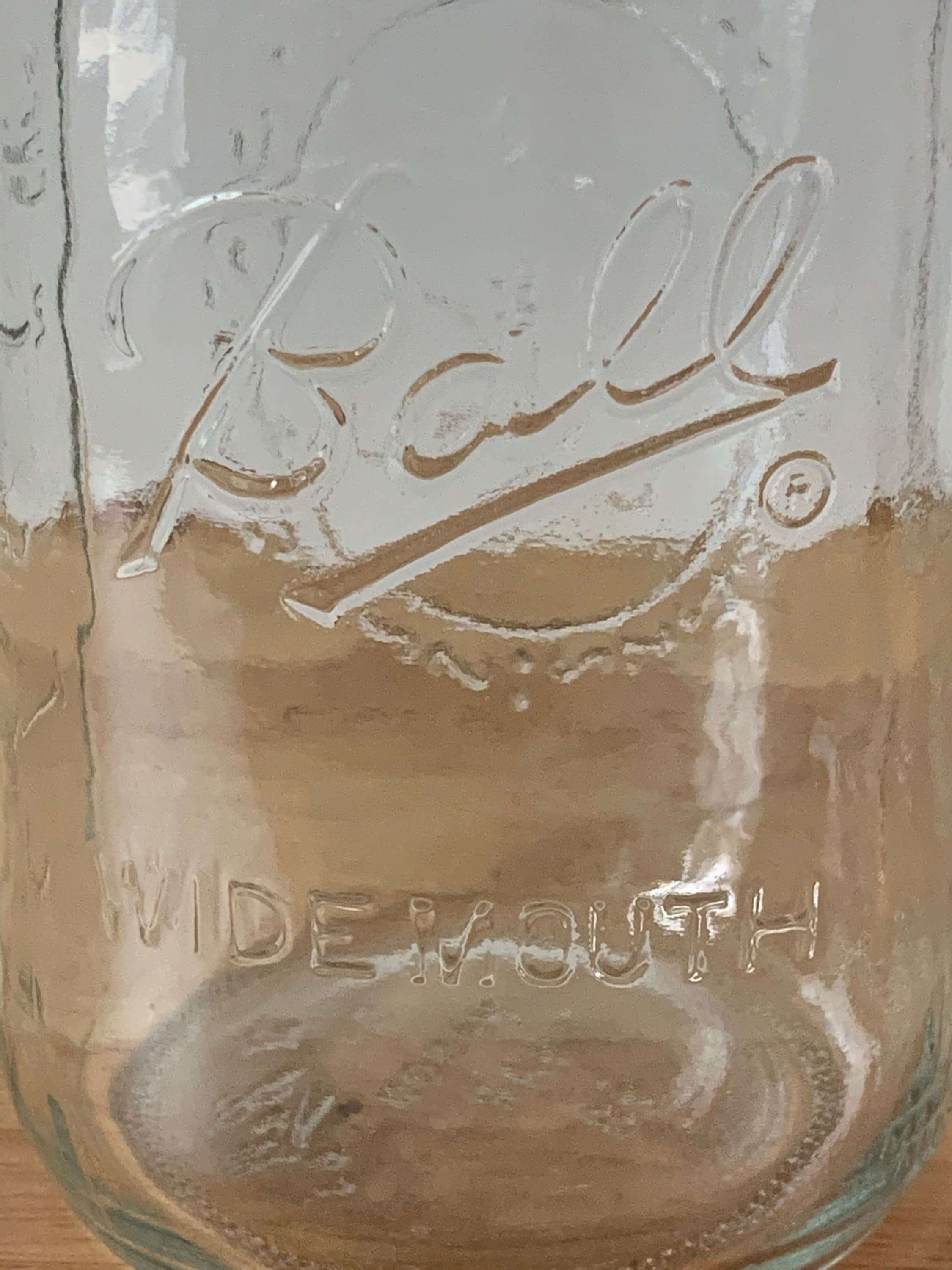 Vintage Ball Wide Mouth Clear 3 Cup 24 Ounce Mason Jar With Grape Vine  Design and Measure Side Panel With Lid 