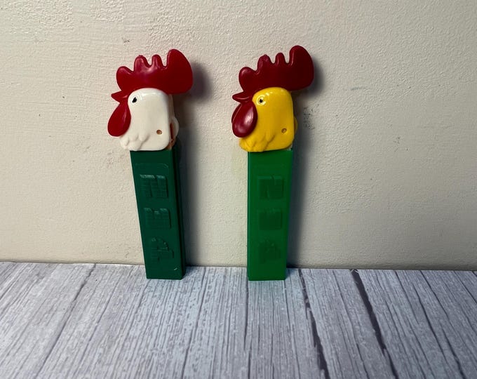 Choice vintage no feet Pez White or Yellow Roosters with Green stems