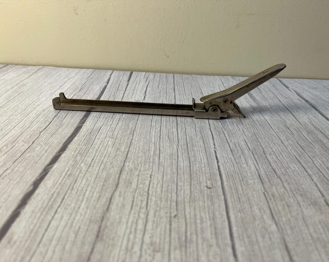 Vintage Federal Tool Corporation jar or can opener