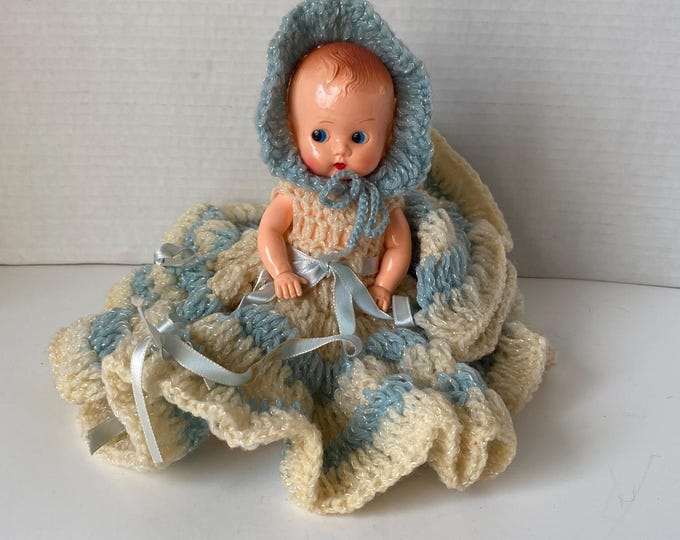 7" Boopsie Sleepy Eyes Jointed Arms and Head Vintage Doll in Original Box Marked "Colonial" in an Unbranded box