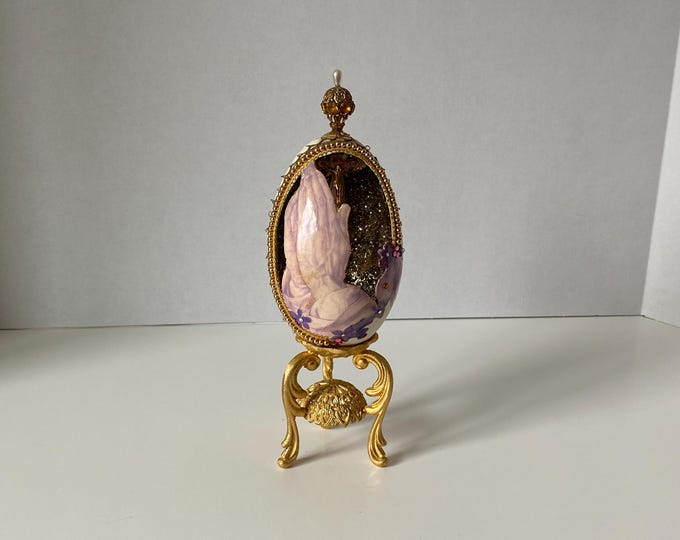 Vintage Real Egg Shell Diorama of Praying Hands with Crucifix and  Eucharistic Chalice Inside Glittered Shell