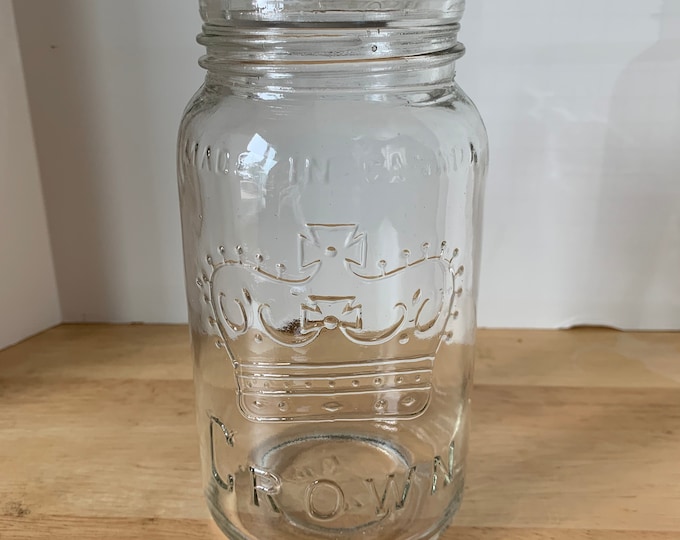 Vintage Crown clear pint size (16 ounces) mason jar with glass top and lid