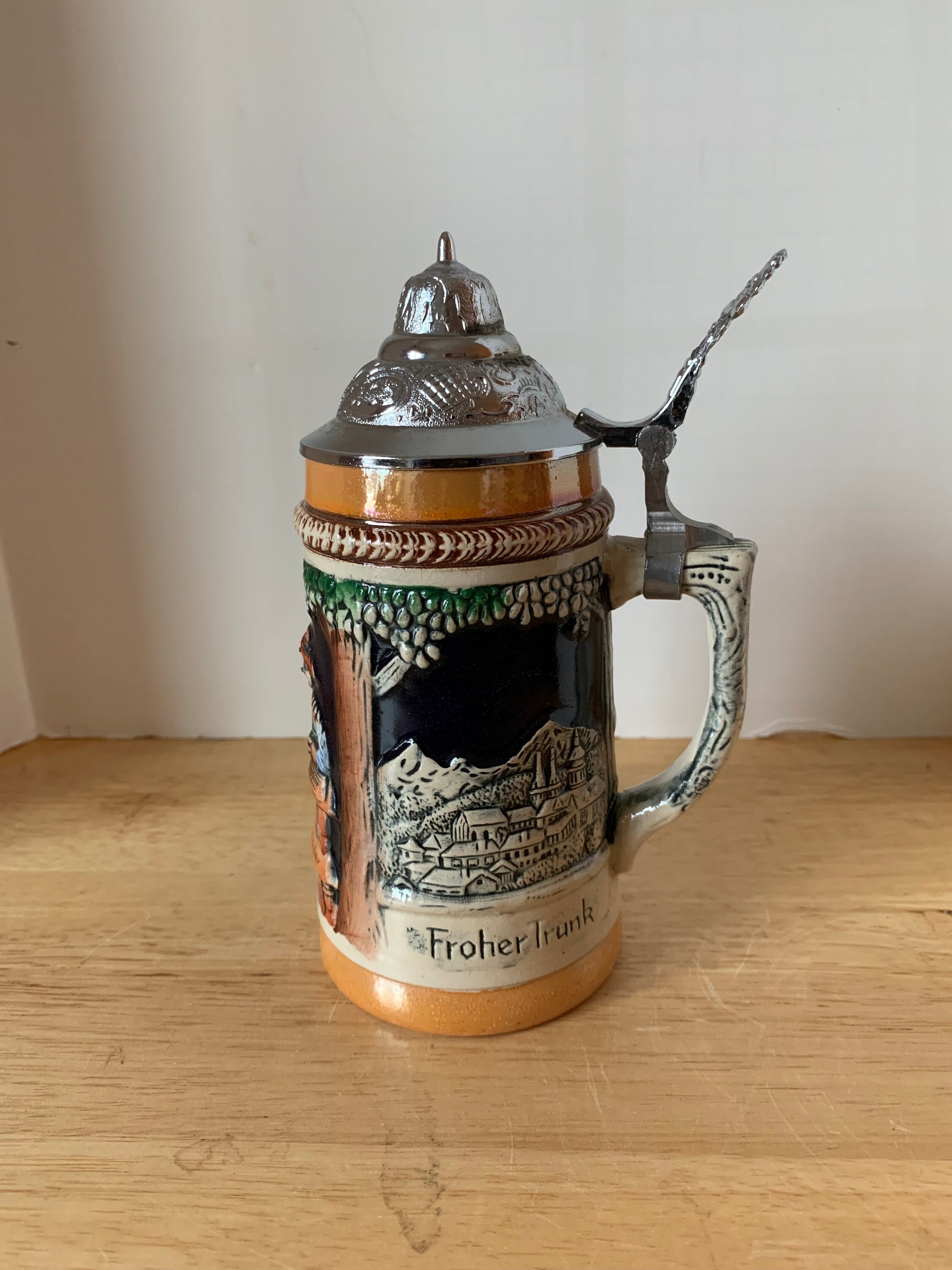Lidded Original King beer stein