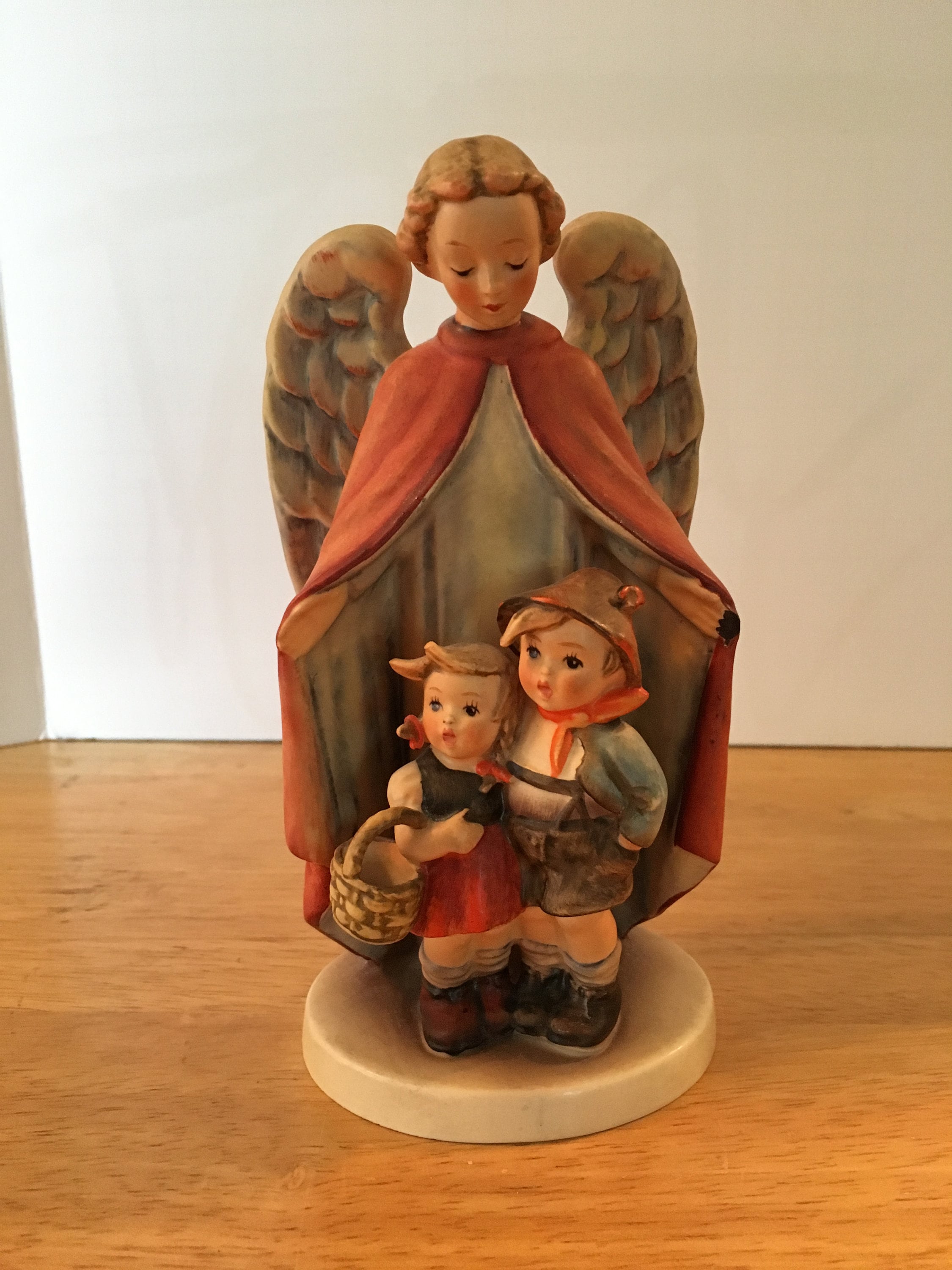 Vintage 6 1/2 Hummel Heavenly Protection 88/1 TMK 4