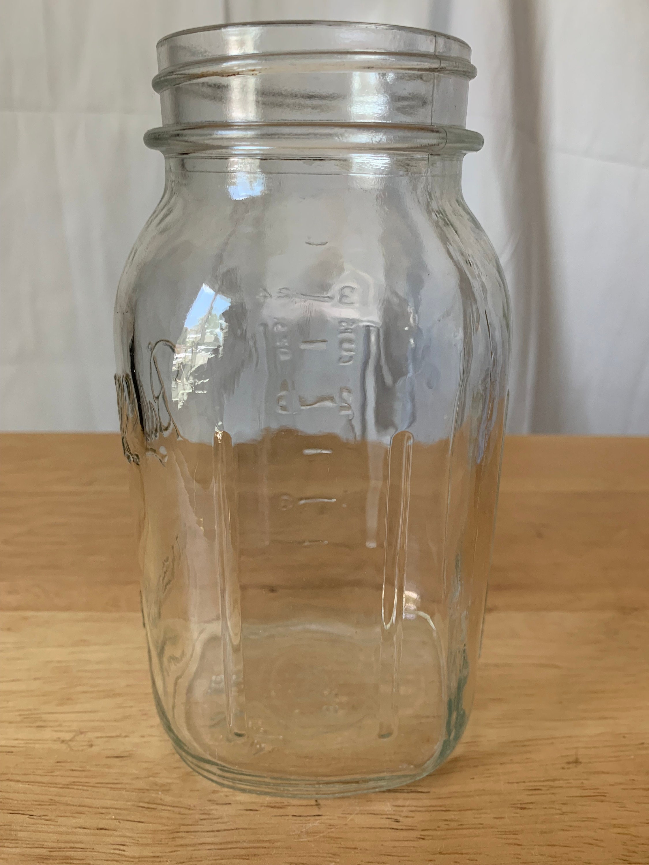 Vintage Ball Wide Mouth Clear 3 Cup 24 Ounce Mason Jar With Grape Vine  Design and Measure Side Panel With Lid 