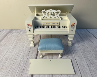 Vintage White One Minute More piano