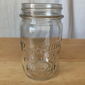Vintage Clear Brockway Clerar-Vu Mason jar 1 pint