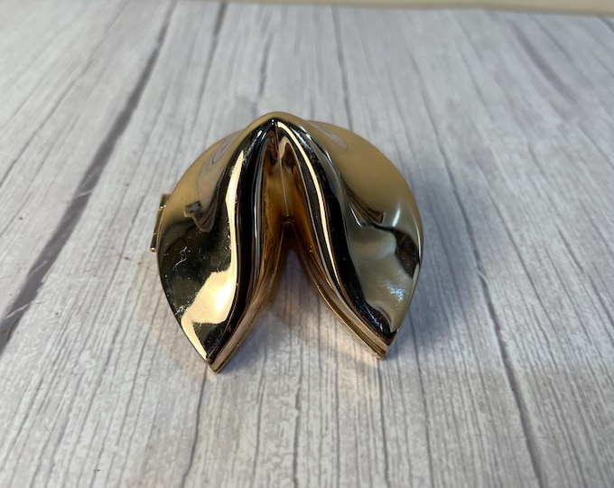 Vintage Brass/gold fortune cookie lidded Trinket box