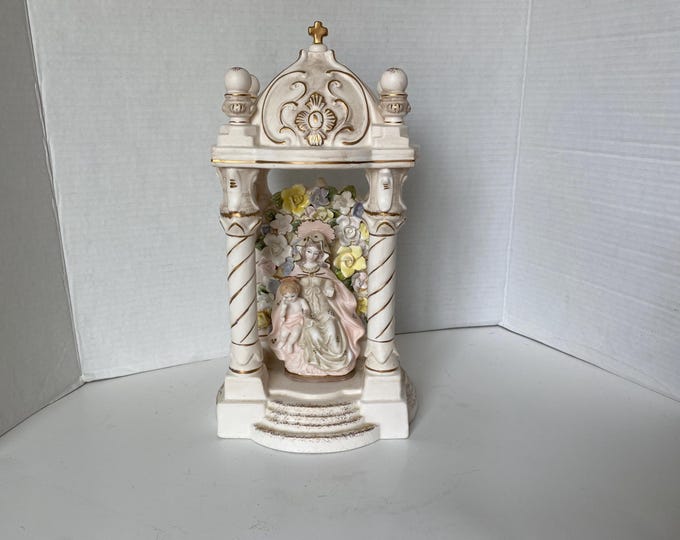GORGEOUS!  Vintage Lenwile Ardalt Lighted Madonna and Christ Child Porcelain Bisque Shrine Artwork with light #7533