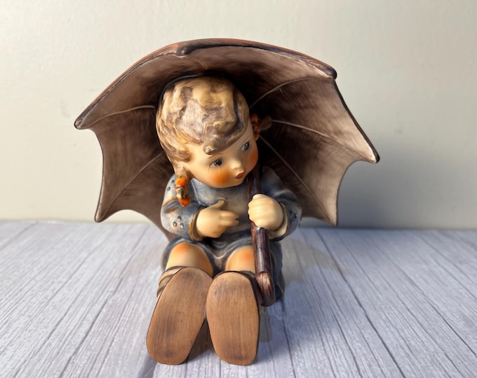 vintage 5" Hummel "Umbrella Girl" #152/0 B TMK 4 1964-1972