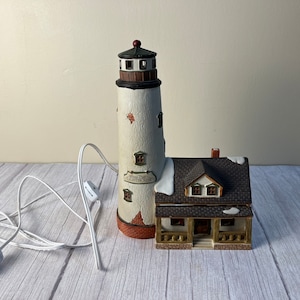 Lighted 1997 Lemax lighted lighthouse