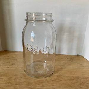 Vintage Crown clear quart size (32 ounces) jar