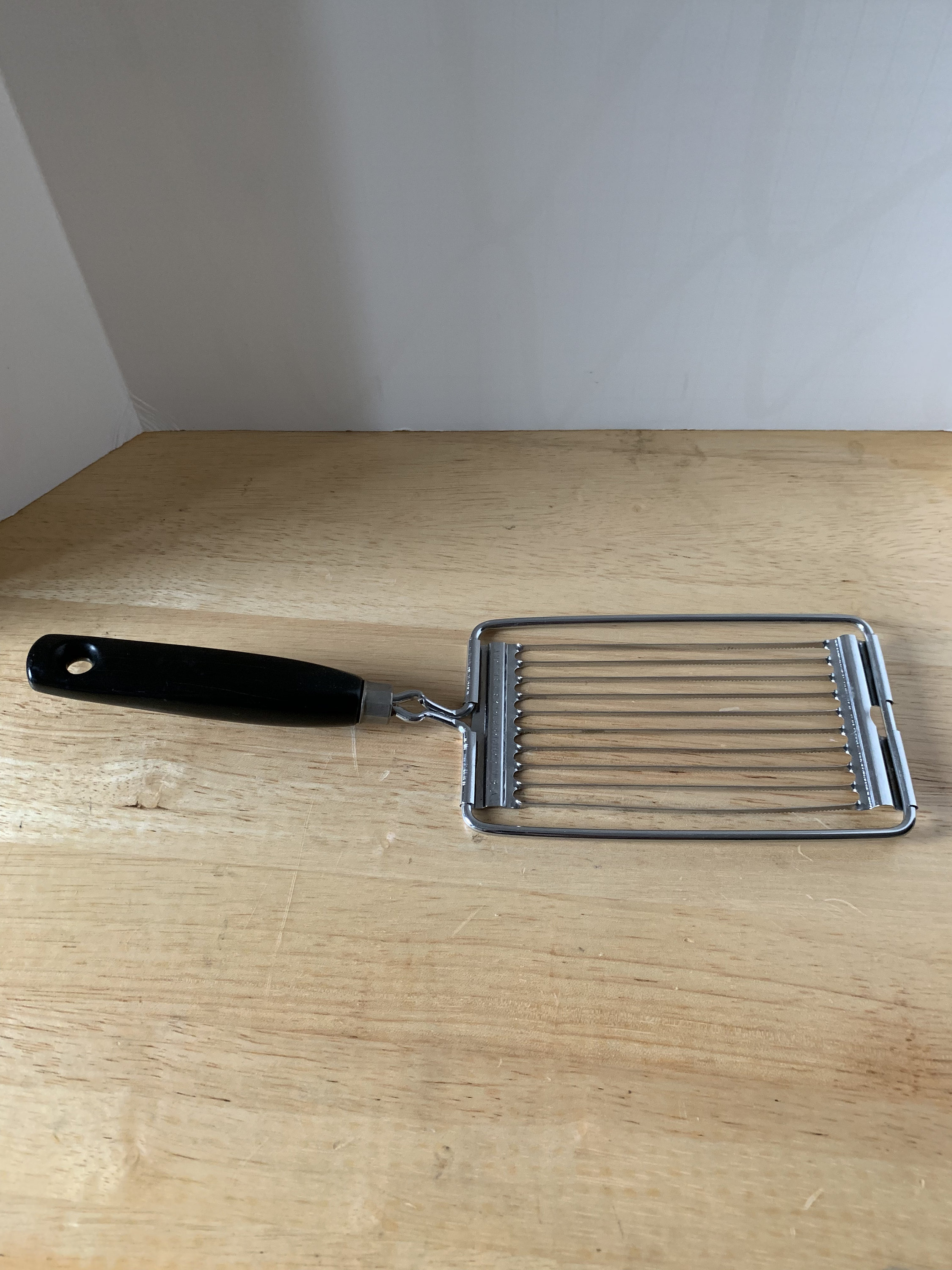 Vintage Another Ecko Pruduct USA 10 slice tomato slicer
