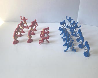 2002 Set of 22 Kaskey Kids Hard Plastic Football Figurines-12 Blue 10 Red Quarterback, Linebackers, Wide Receiver,  Running Back and Linemen