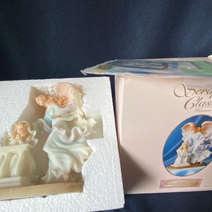Seraphim Classics "May God Bless You Communion Girl Figure"  with original box  and inserts #81804 2000 by Roman Inc