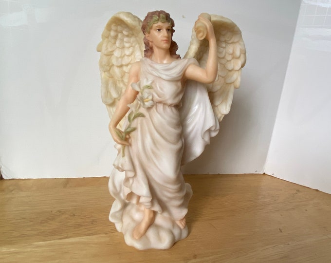 Gabriel - Celestial Messenger - Seraphim Classics Angel #74103  by Roman Inc 1995