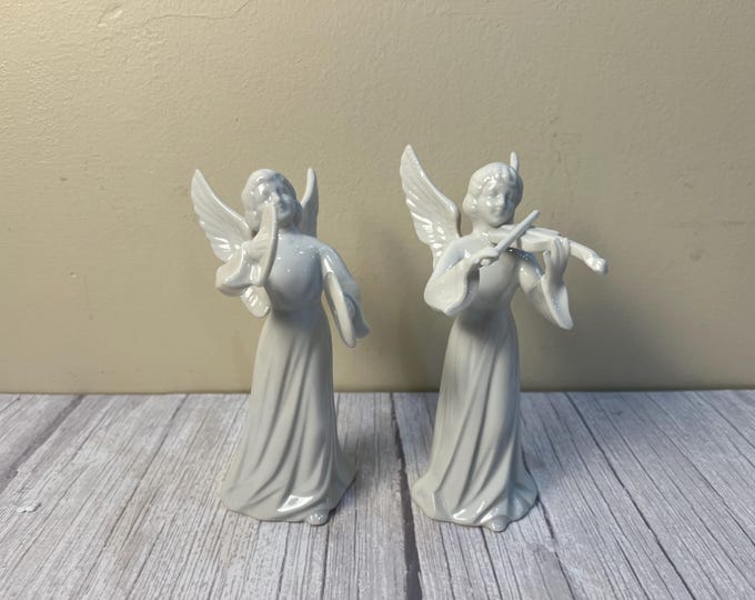 2-piece Schmid Porcelain angels set with musical instruments