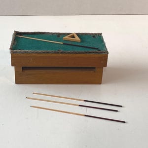 1:12 scale Vintage Pool table with green felt top, 4 pool cues and rack