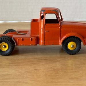Camion Willeme Fruehauf - Dinky Toys - Supertoys - Vintage - Fabriqué En France