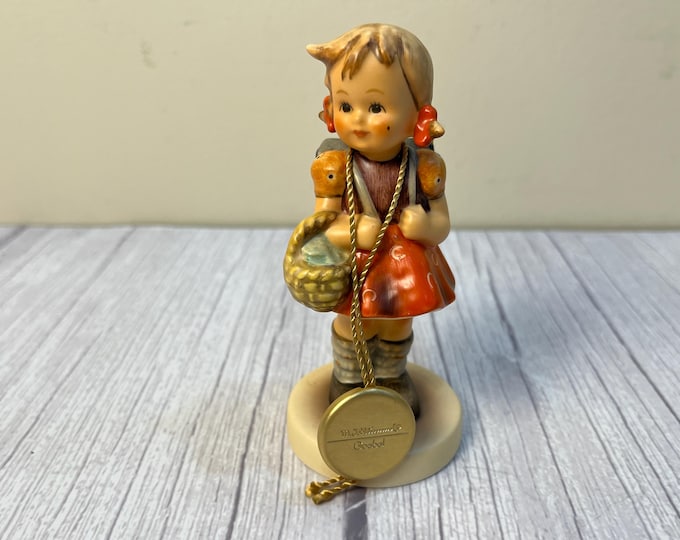Vintage 60th anniversary 4 1/2'" Hummel School Girl #81/2