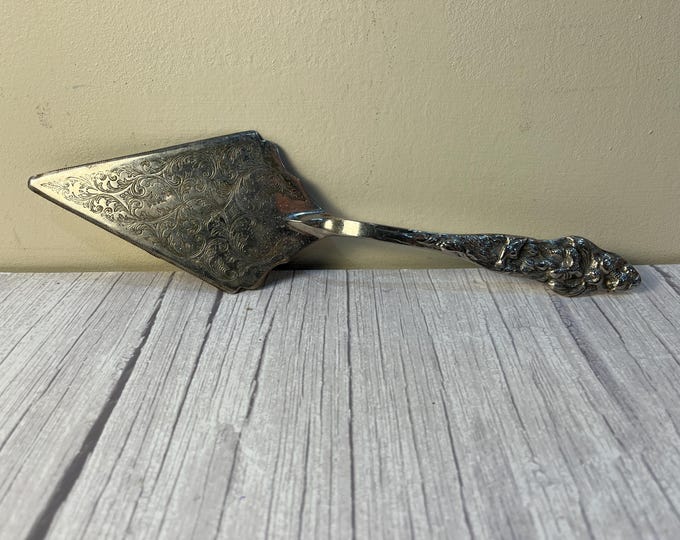 Vintage Leonard Silver Eales 1779 silver plated pie server from Italy