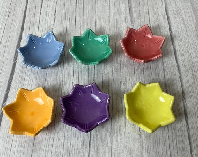 6 MCM pastel Ring/trinket Dishes