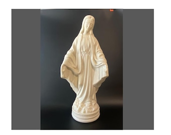 23" Tall Lawn Garden Madonna, Mother of God, Mary Blow Mold Plastic Lawn Statue