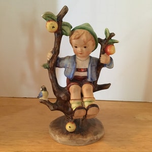 Vintage Hummel 6 3/8" tall "Apple Tree Boy" #142/1 TMK 2