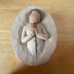 Vintage Willow Tree &quot;Loving Angel&quot; keepsake box