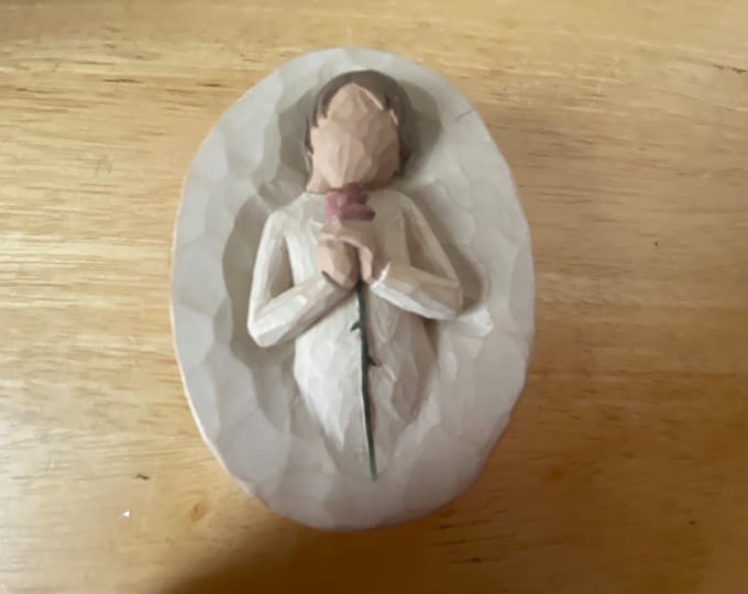 Vintage Willow Tree "Loving Angel" keepsake box