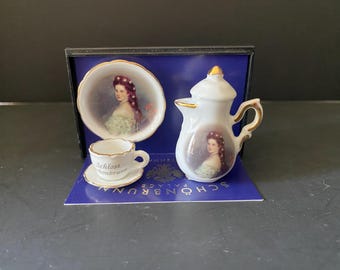 Vintage Reutter Porzellan Germany 3 Piece Tea Set in Original Case  of Sissi, Empress of Austria, Cup says "Schloss Schonbrunn" the Palace