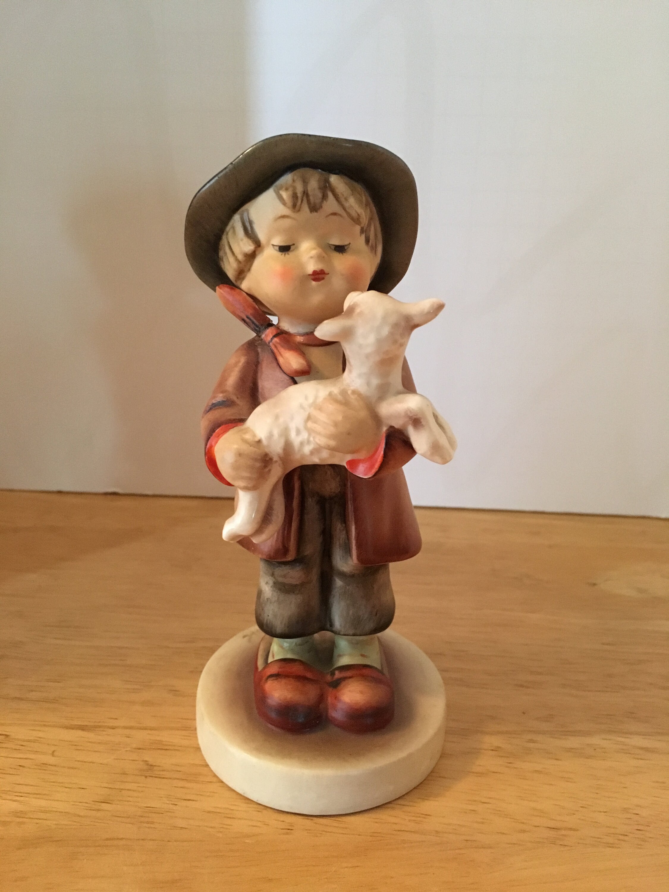 Hummel boy with lamb online