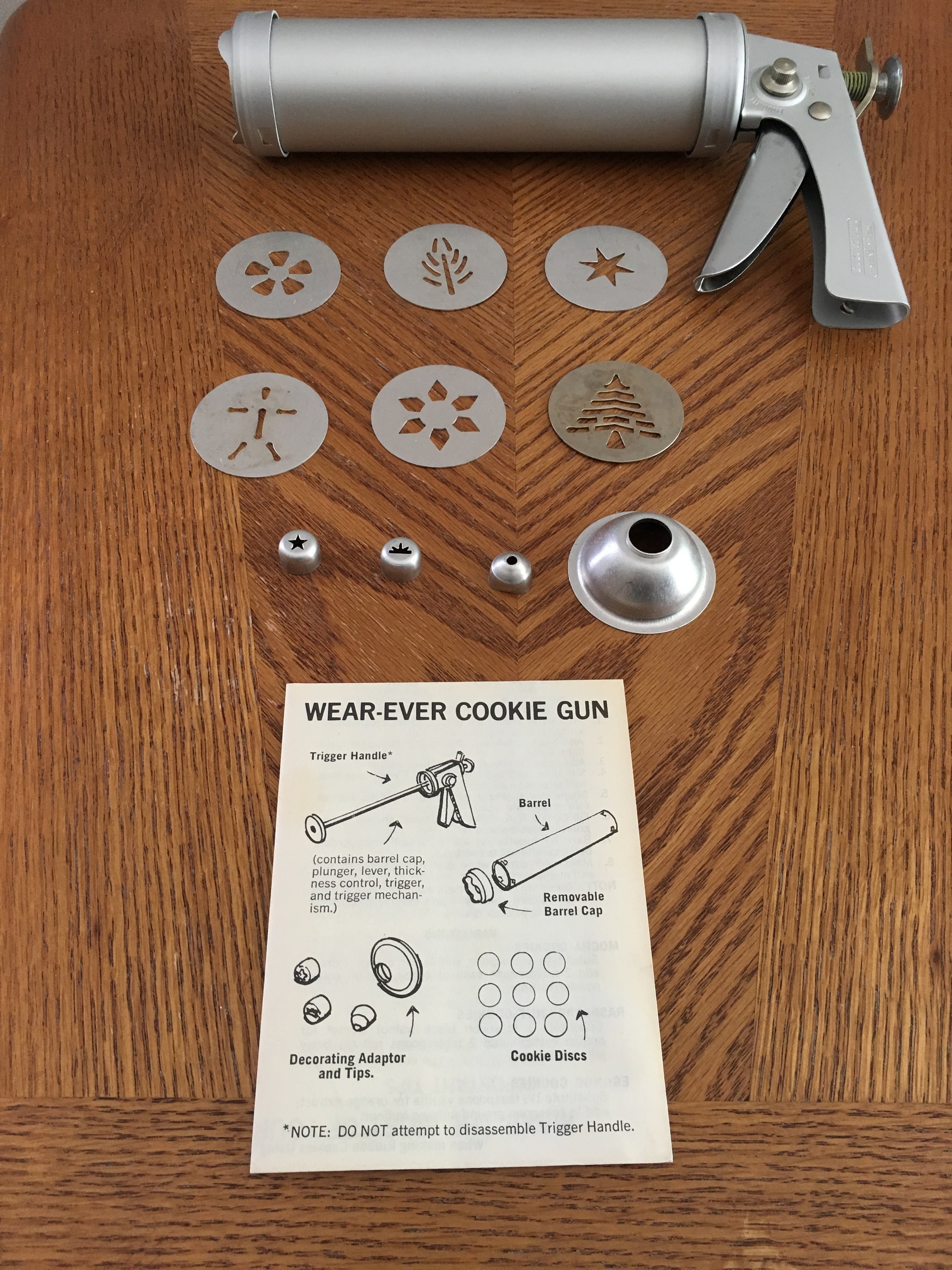 vintage 1970's WearEver Cookie and Pastry press NIB