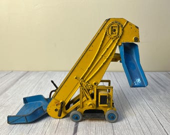 Dinky Supertoys Barber-Greene Olding Elevator Loader 564 by Meccano made in England