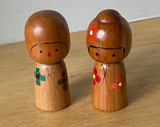 Set of 2 Vintage Kokeshi boy and girl Dolls - one is signed