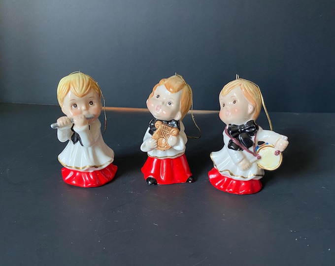 Vintage Set of 3 Christmas Choir ceramic Boys Musicians Figurines