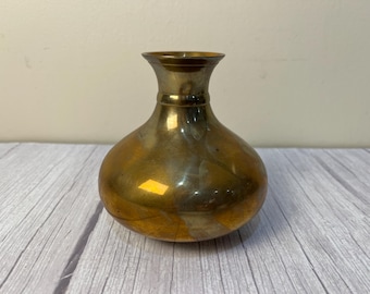 Solid brass vase/ squat pot made by RIH in India