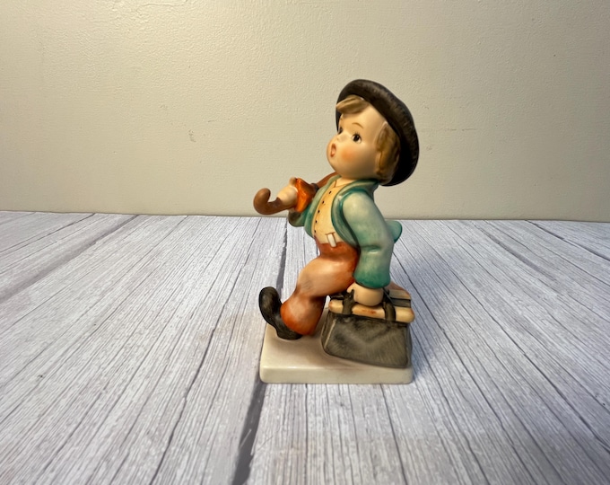 Vintage Hummel Merry Wanderer" 11 /0 TMK 6