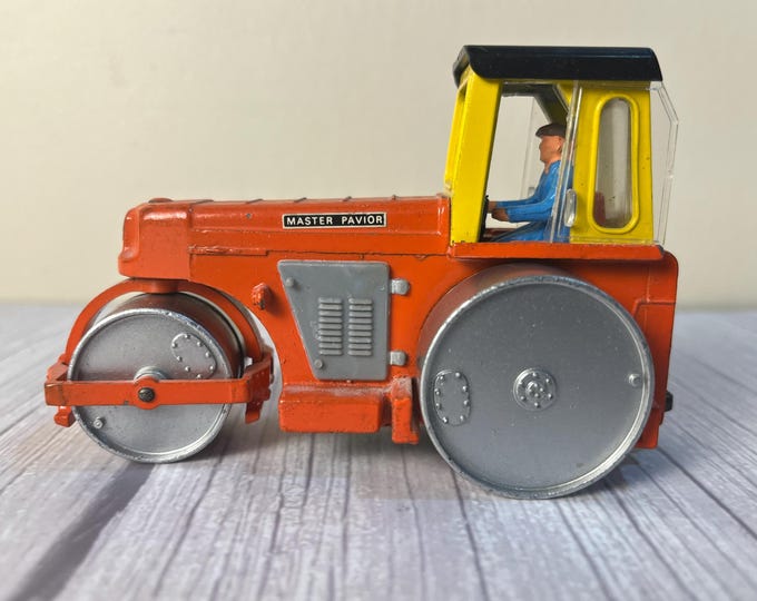 Dinky Meccano 279 Orange Aveling Barford Diesel Roller