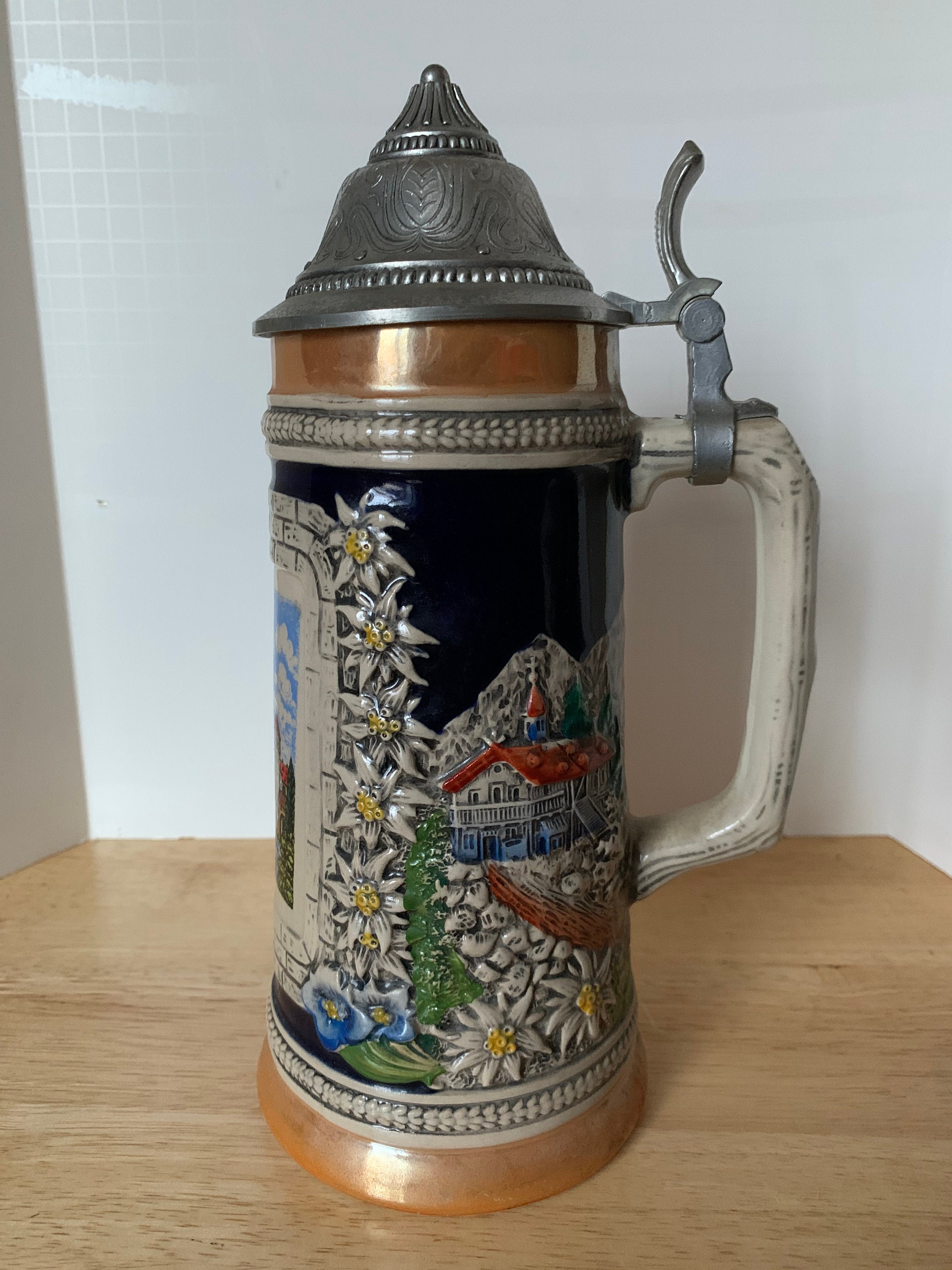 Vintage original Gerz lidded German beer stein