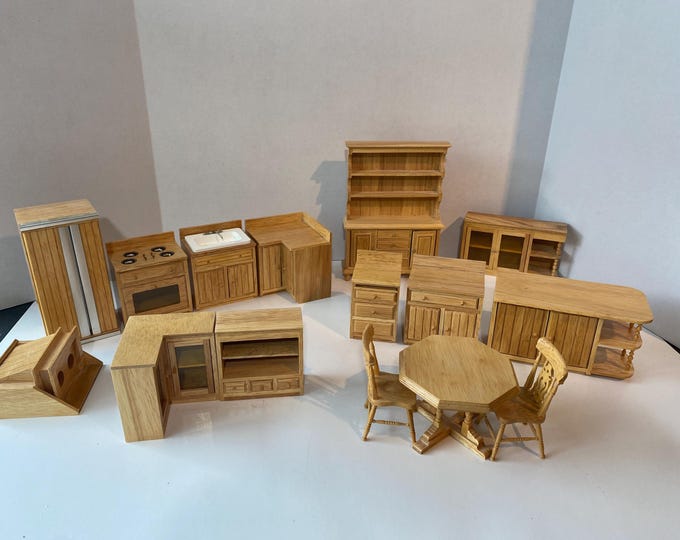 15 Piece Set Town Square Miniatures Oak Kitchen Wooden Dollhouse Furniture 1:12