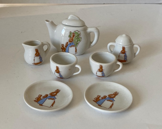 7 Piece 1974 Shackman Flopsy Bunnies Peter Rabbit Mini Porcelain tea set - Teapot Sugar Creamer 2 cups 2 Saucers
