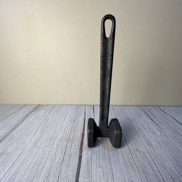 Vintage aluminum hammer style meat tenderizer